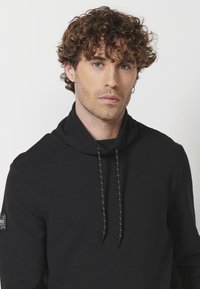 Koroshi Sportska majica - black