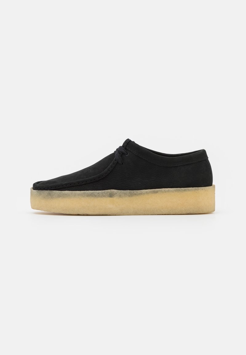 Clarks Originals - WALLABEE CUP - Volnočasové šněrovací boty - black, Zvětšit