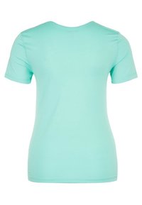 Un t-shirt ajusté à manches courtes de couleur turquoise clair montré de dos sur un fond blanc.