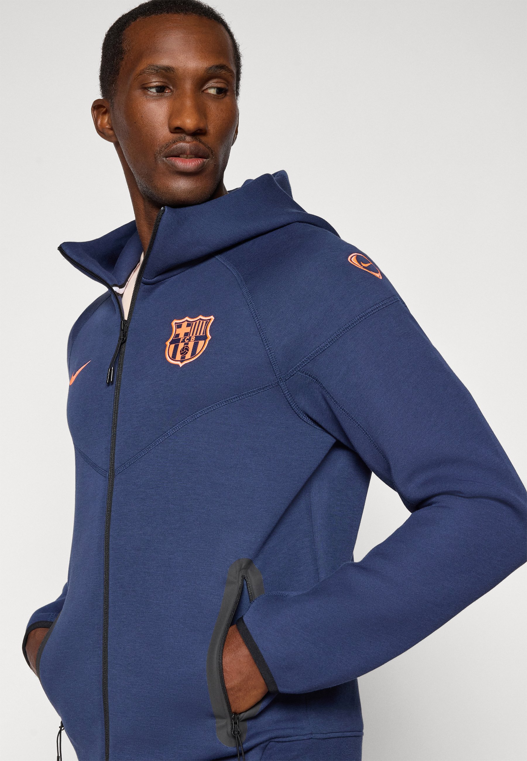 fc barcelona windrunner