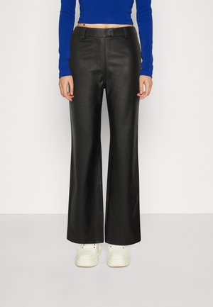 Mono Para Diario Taifun ANZUGHOSE WIDE LEG - Pantalones - Offwhite/crema Pantalón Moda Mujer Taifun