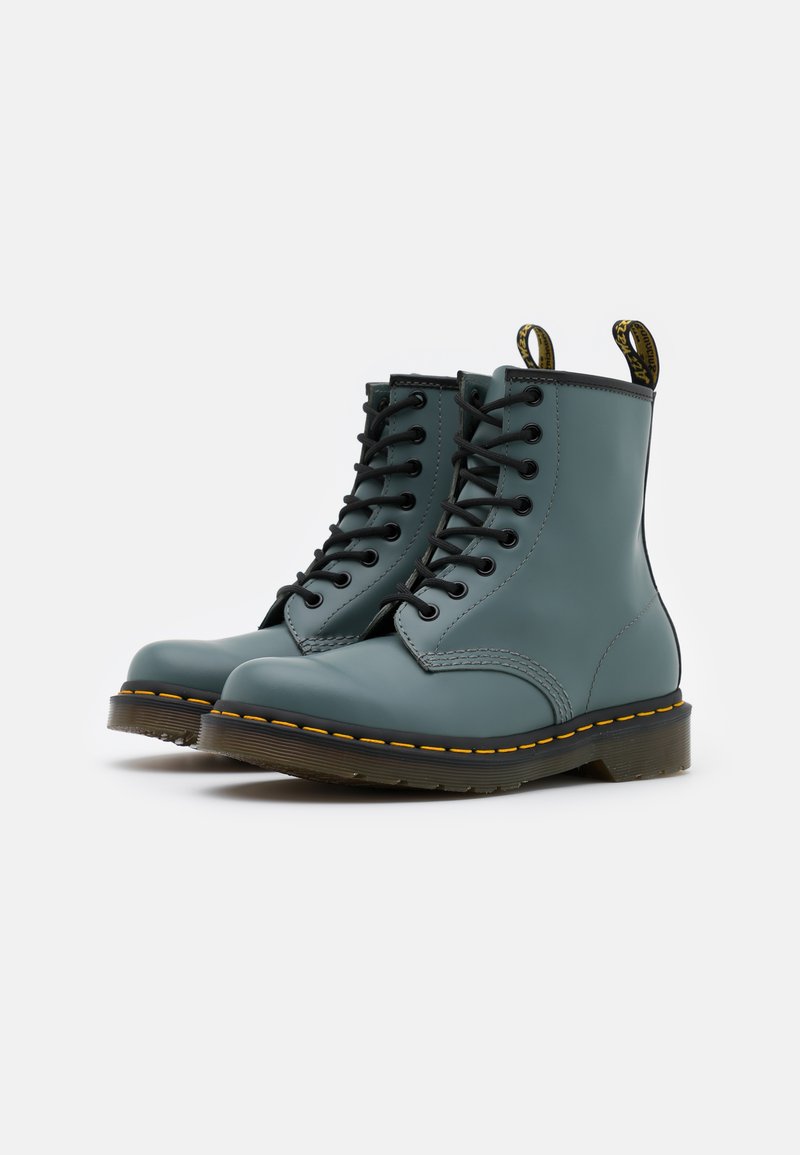 Dr Martens 1460 8 Eye Boot Unisex Bottines A Lacets Steel Grey Smooth Bleu Petrole Zalando Fr