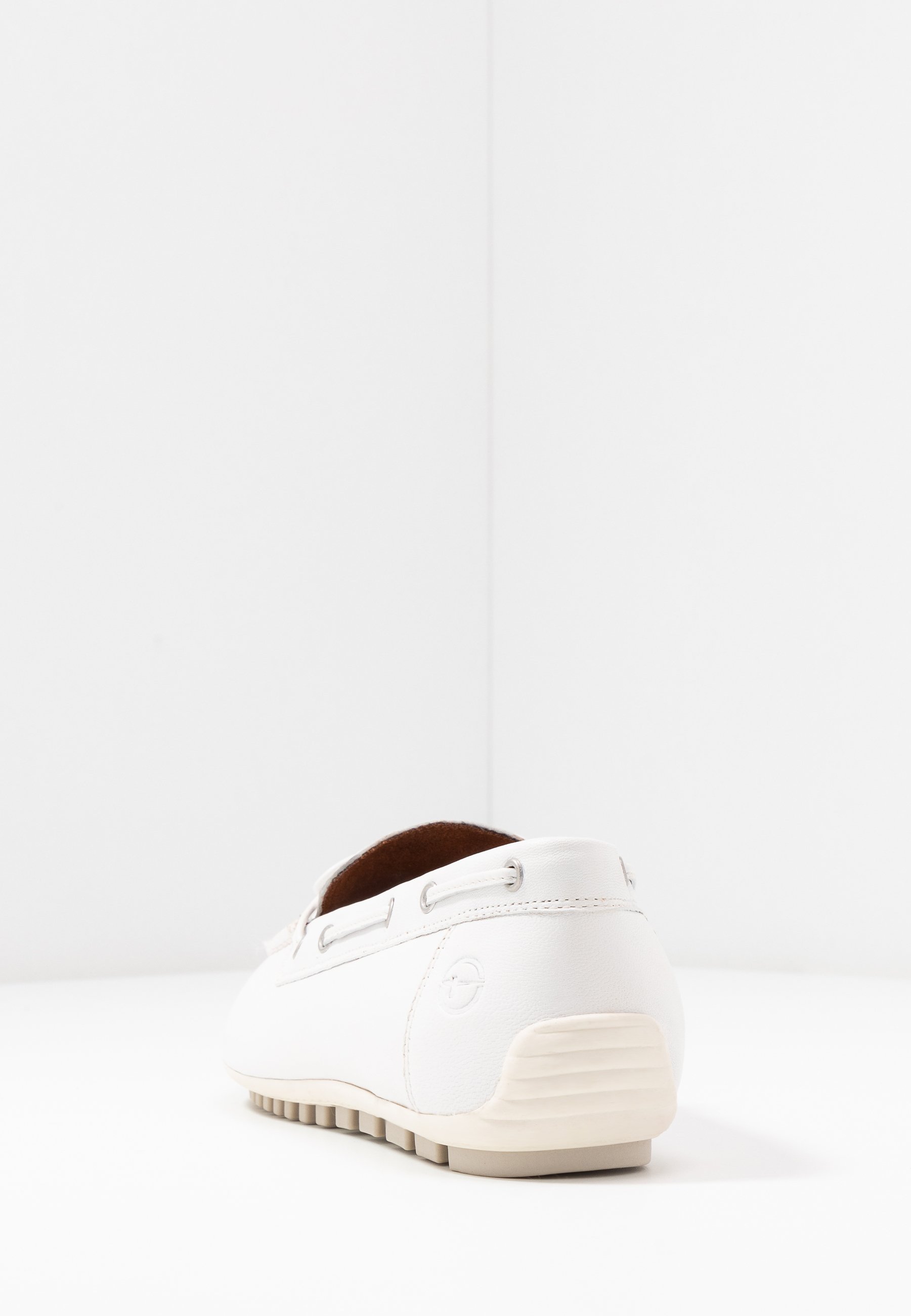Tamaris WOMS SLIP ON Båtsko offwhite Zalando.no Tamaris WOMS SLIP ON Båtsko pewter Zalando.no