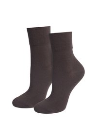 Brązowe bawełniane skarpetki ankle z żeberkowym mankietem i bezszwowym palcem, z gładką teksturą i dopasowanym krojem.