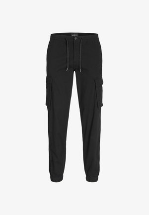 Schwarze Cargo-Hosen aus Baumwolle mit einem elastischen Bund und Kordelzug, mehreren Seitentaschen und elastischen Bündchen an den Knöcheln.