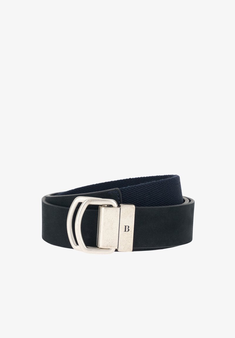 Ceinture en tissu noir enroulée avec extrémité en cuir noir et boucle double anneau en D en argent mat gravée de la lettre "B".