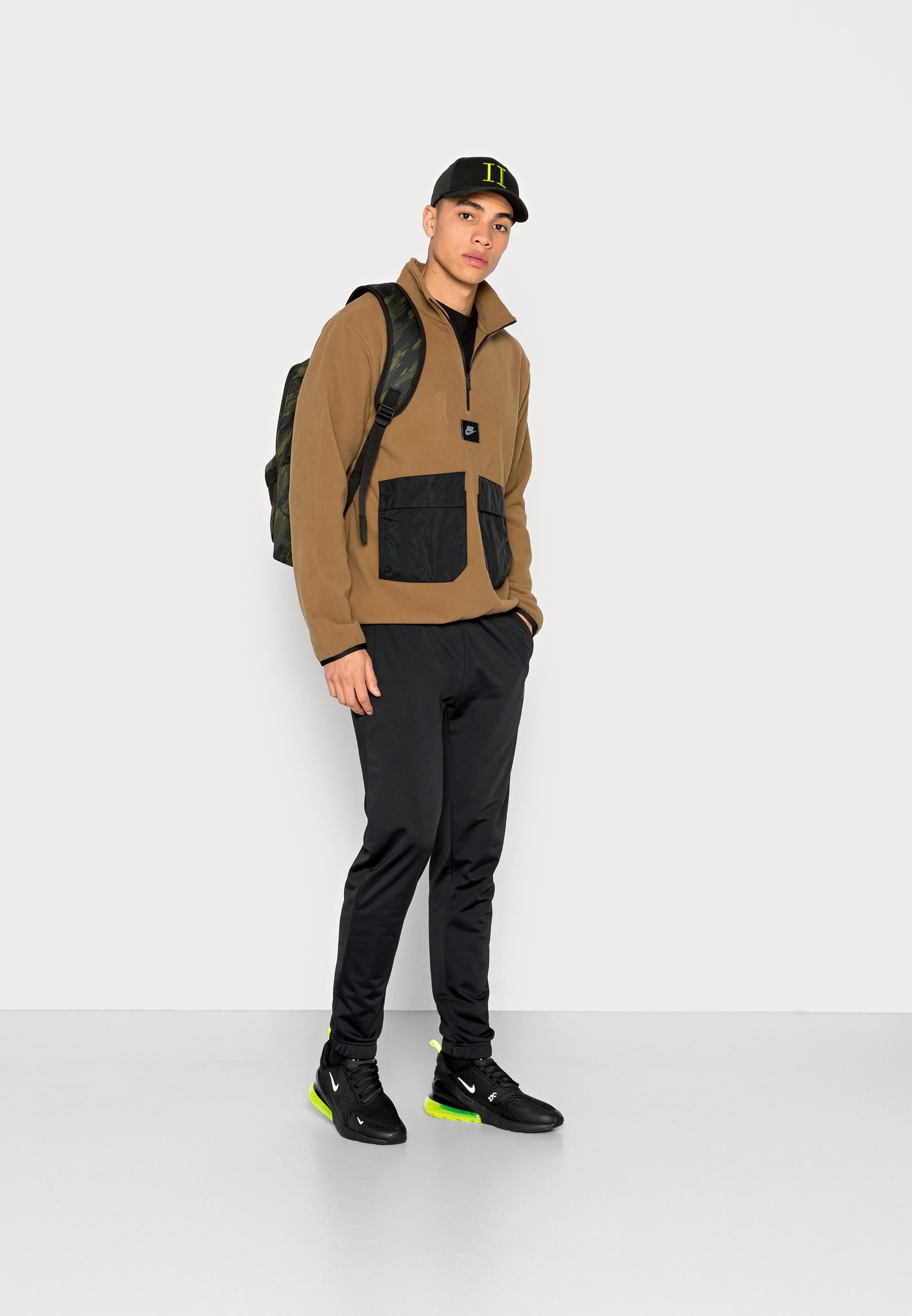 Nike Sportswear Felpa in pile - hazel rush/black/oliva screziato -  Zalando.it