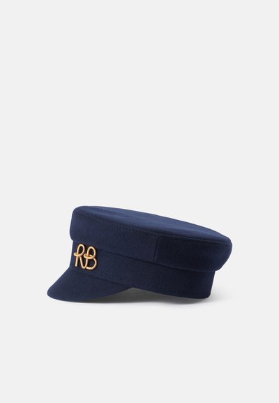 Boné de lã azul-marinho com aba reta, apresentando um detalhe em logotipo dourado. Design clássico com uma forma estruturada e textura suave.