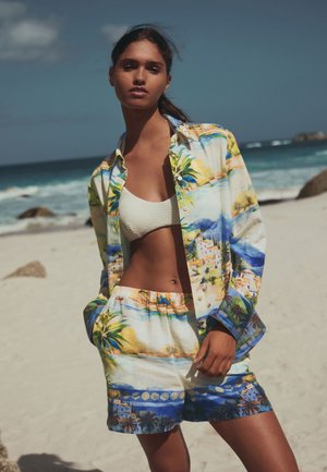 Next, REGULAR FIT  ELASTICATED WAIST  - Lühikesed püksid - scenic print