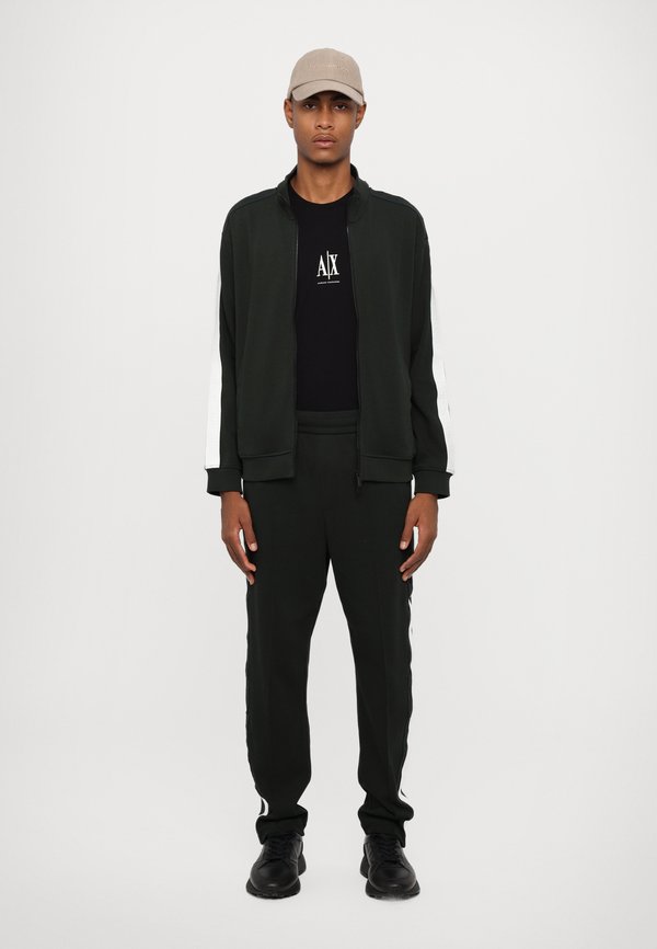 Zip-up sweatshirt - jet set3