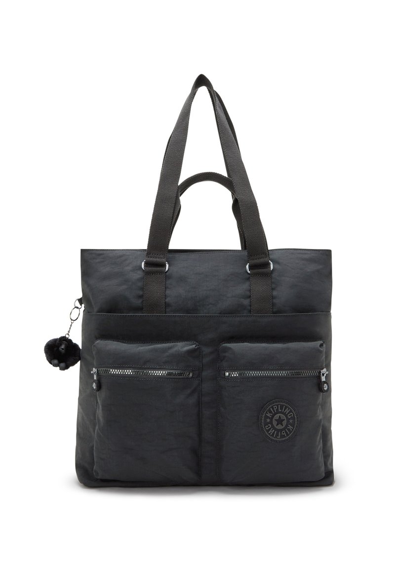 Borsa tote nera con due tasche anteriori con zip, patch con logo e portachiavi in peluche. Realizzata in materiale resistente, con doppie maniglie e una forma strutturata.
