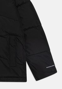 Jack & Jones Junior JJWORLD PUFFER - Zimná bunda - black