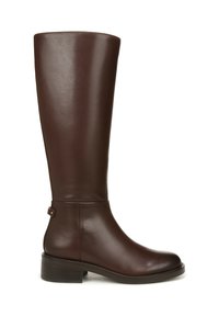 Bruine leren kniehoge laars met een gladde textuur, ronde neus, blokhak en een kleine accentriem nabij de enkel.