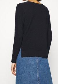 Tommy Hilfiger Sweter