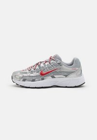 Δεν επιλέχθηκε, metallic silver/gym red/silver/cool grey