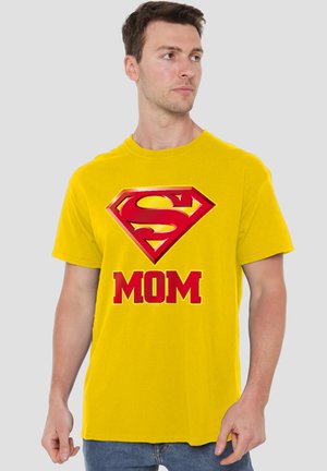 Cotton Soul, SUPERMAN/SUPER MOM - Print T-shirt - yellow