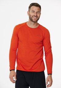 Endurance Langærmet T-shirt - pureed pumpkin