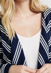 Anna Field Kofta - dark blue