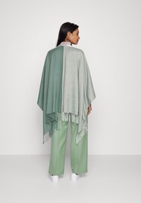 someday. BILASI - Viitta - pine green