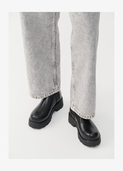 COSMO - Bottines à plateau - black