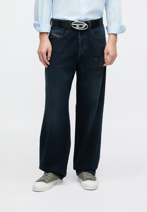 MACRO - Túlméretezett farmernadrág - black denim