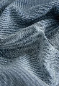Next ULTIMATE COMFORT SUPER STRETCH - Tiesaus kirpimo džinsai - pale blue