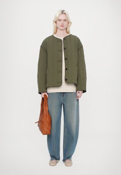 CLOSED QUILTED JACKET - Välikausitakki - forest green