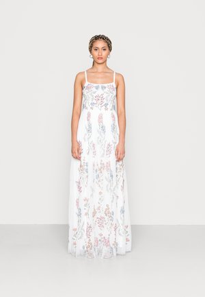 MAYA DELUXE PREMIUM MULTI EMBELLISHED DRESS - Galajurk - white