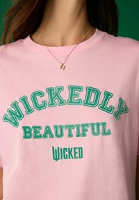 Next REGULAR FIT WICKED SLOGAN - Trükipildiga T-särk - pink