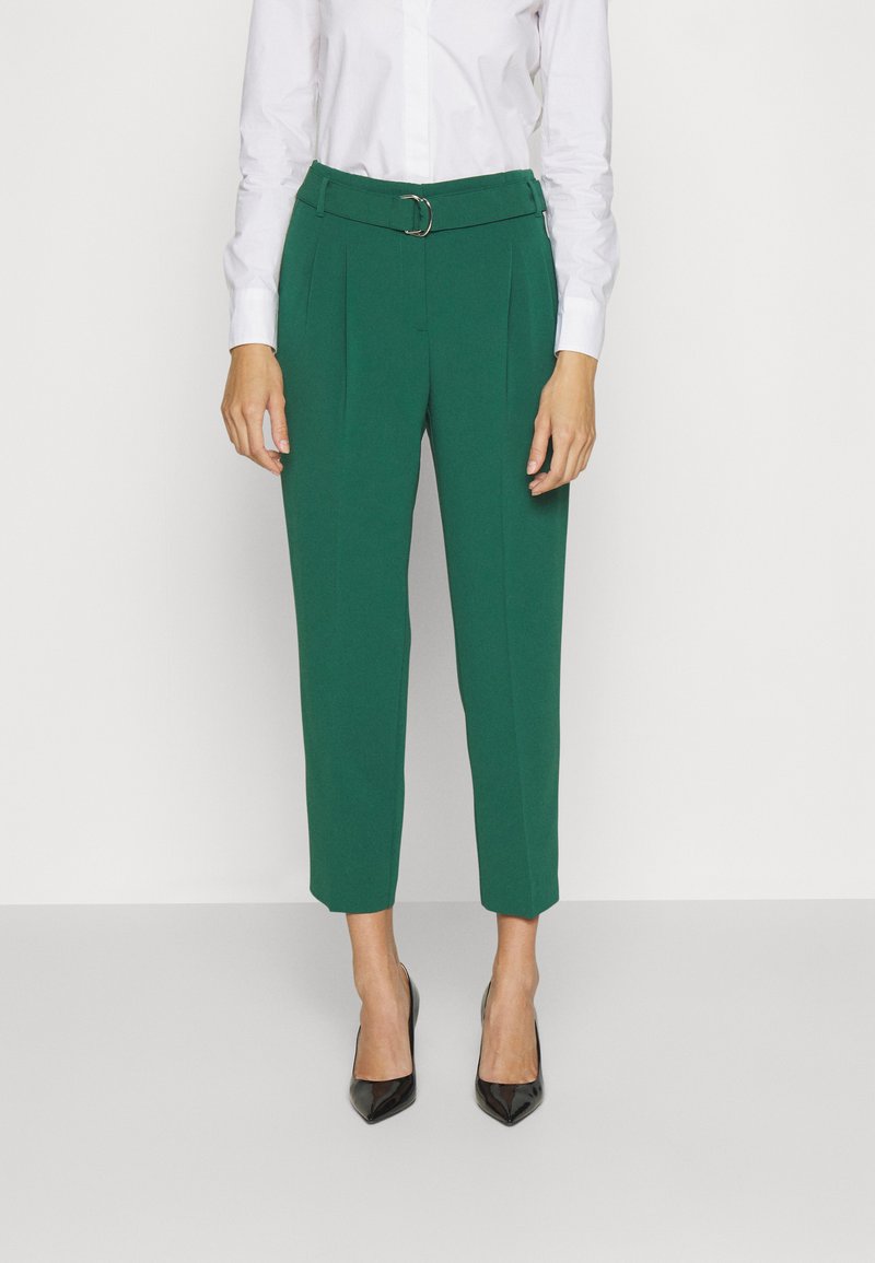 BOSS TAPIAH - Auduma bikses - open green