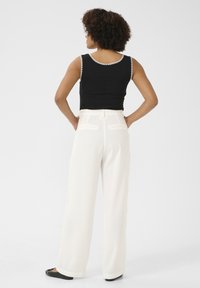 Cream CRCOCAMIA - Pantalon classique - snow white