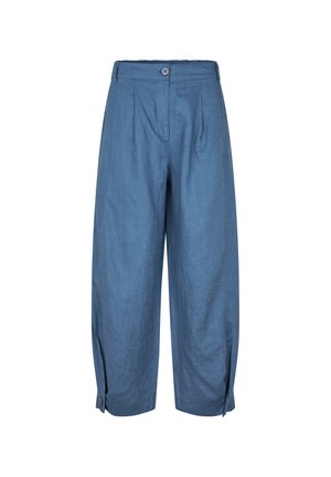 Lyseblå linnedbukser med højtaljet design, der har frontplisser, enkelt knaplukning og sideåbninger ved kanten med knapper.