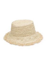 Strohoed in natuurlijk beige, met een gestructureerde weving en een franjesrand voor extra detail. Hoogte van ongeveer 10 cm.