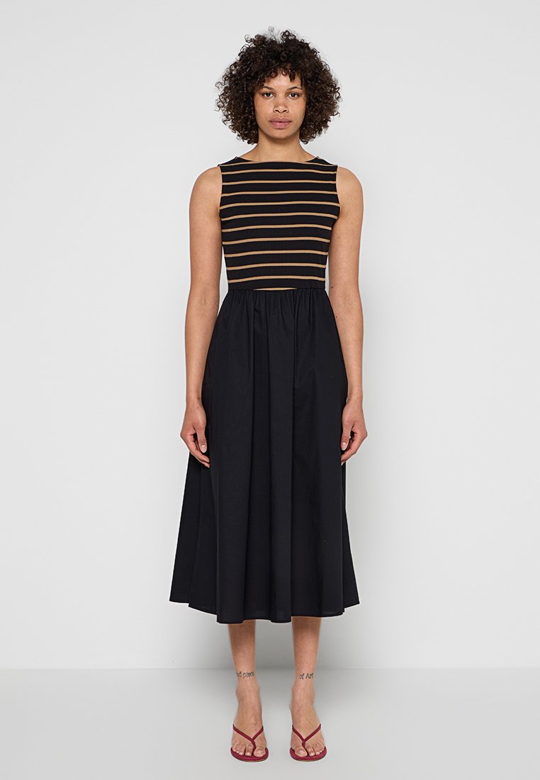 GAP Jurk zwart