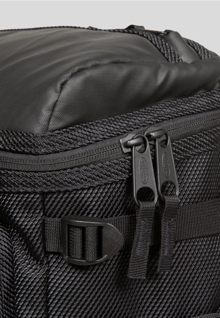 Eastpak 테쿰 탑 배낭 블랙