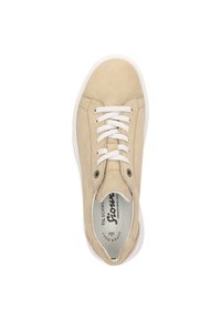 Beige Wildleder-Sneaker mit weißen Schnürsenkeln und einer Gummisohle. Verfügt über eine abgerundete Zehe und ein Logo auf der Innensohle. Minimale Stickdetails.