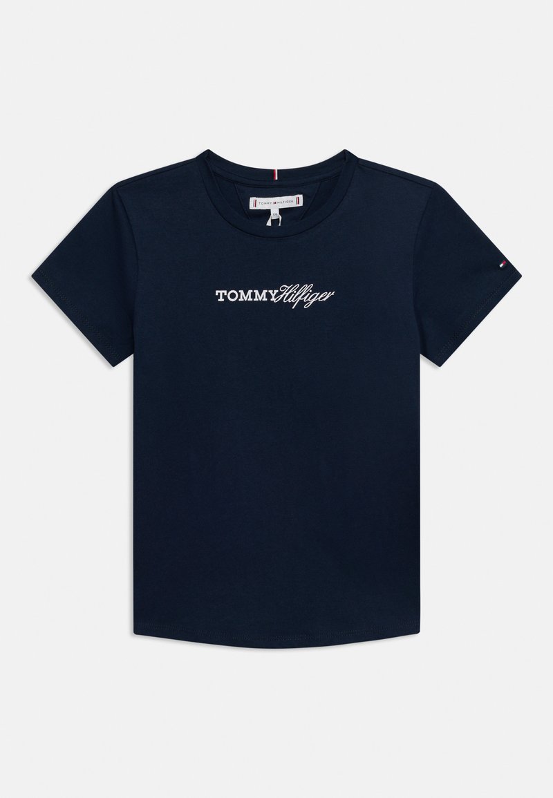 Μπλε ναυτικό βαμβακερό T-shirt με στρογγυλή λαιμόκοψη, κοντά μανίκια και λευκό λογότυπο "TOMMY HILFIGER" τυπωμένο στο στήθος. Λείο ύφασμα.