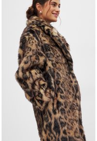 NA-KD LEOPARD  - Vinterfrakke - leopard print
