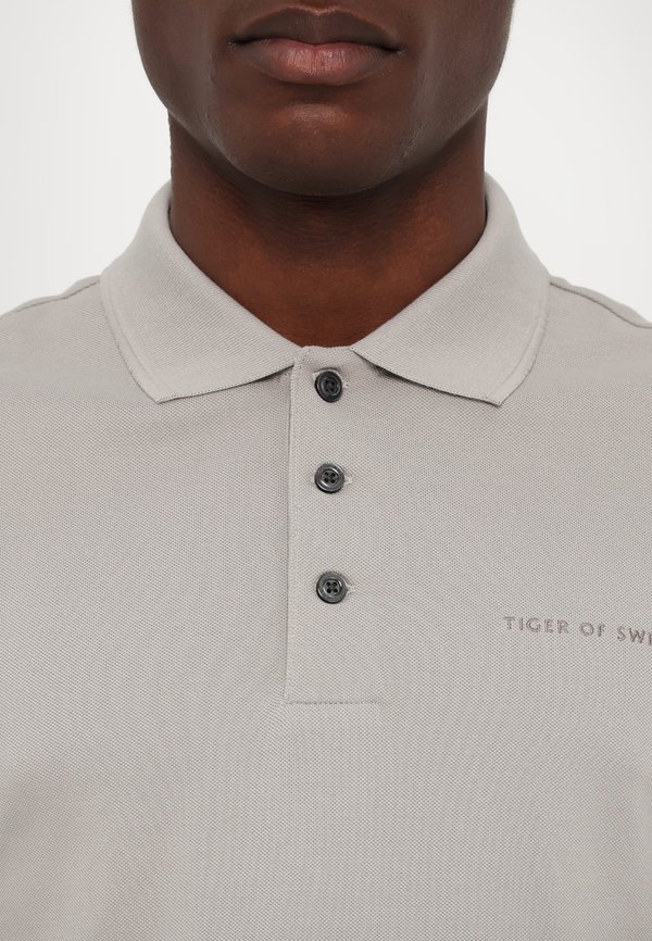 DARIOS - Polo shirt - granite3
