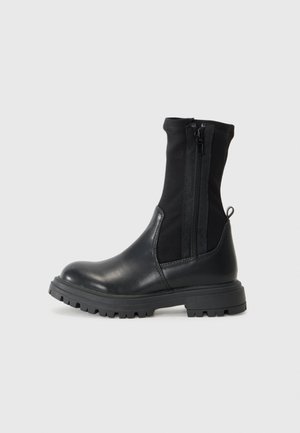 COLLEEN - Batai - black