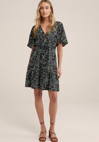 WE Fashion Rochie de zi - black