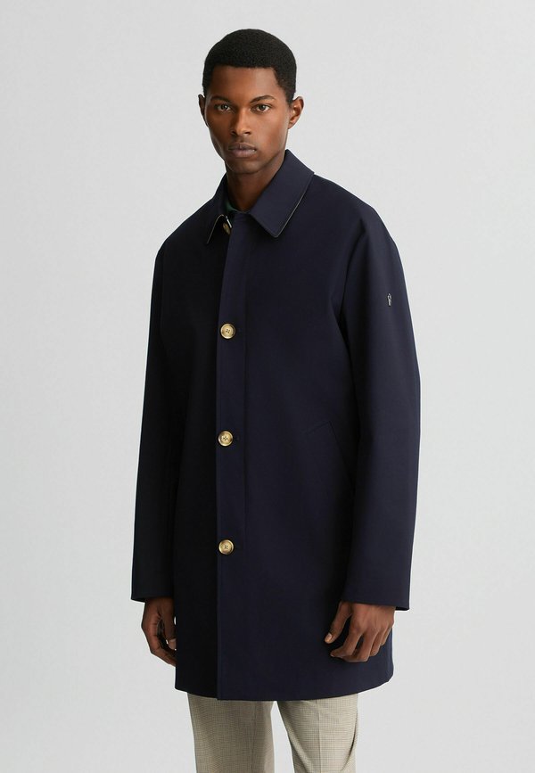 Trenchcoat