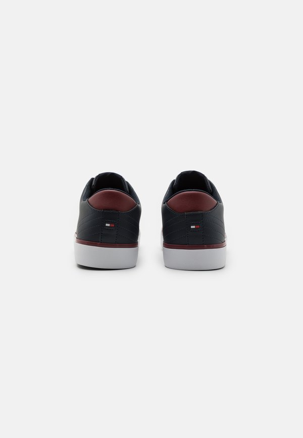 CORE  - Trainers - desert sky2