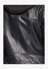 Ei valittu, black/black