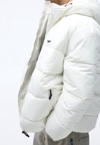 PULL&BEAR Kurtka zimowa