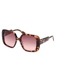 Occhiali da sole tartarugati con montatura quadrata oversize, lenti sfumate rosa e aste eleganti con un accento logo argento.
