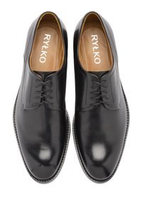 RYŁKO Biznesowe buty sznurowane