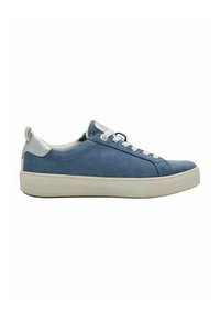 Basket basse casual bleu avec lacets blancs, languette de talon blanche et semelle extérieure épaisse en caoutchouc blanc cassé, présentée de profil sur fond blanc.