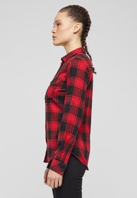 Brandit FLANELL - Button-down blouse - red black