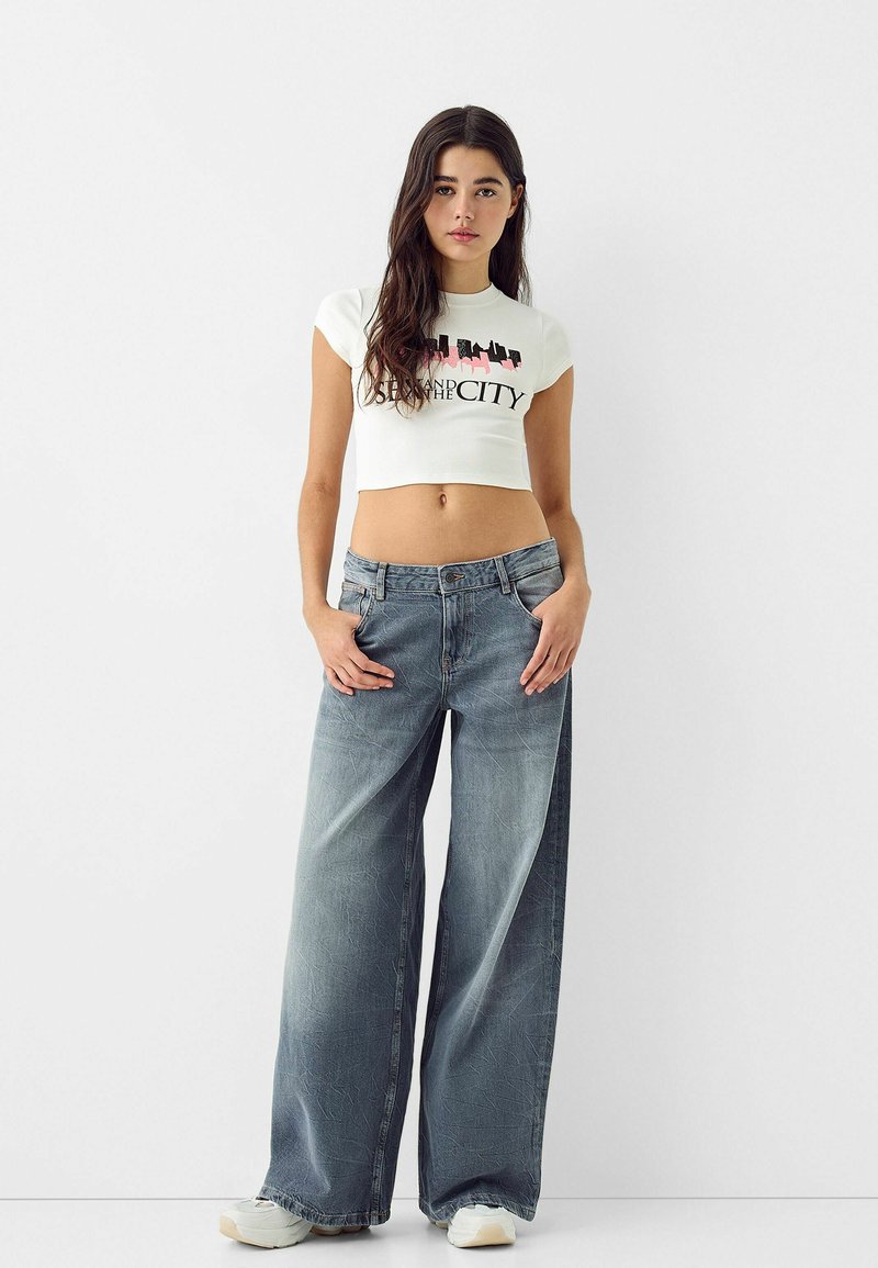 Bershka T-shirt print beige